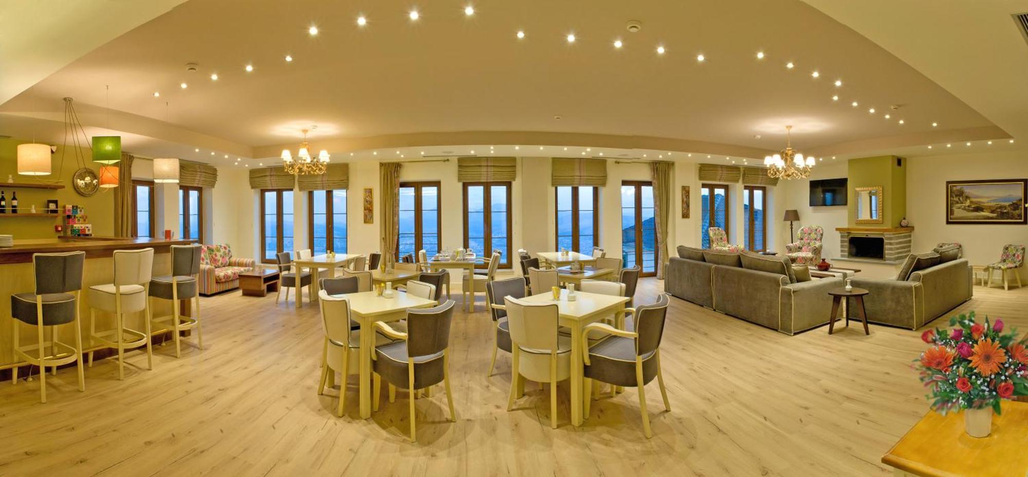 Arktos Hotel Ioannina Ngoại thất bức ảnh