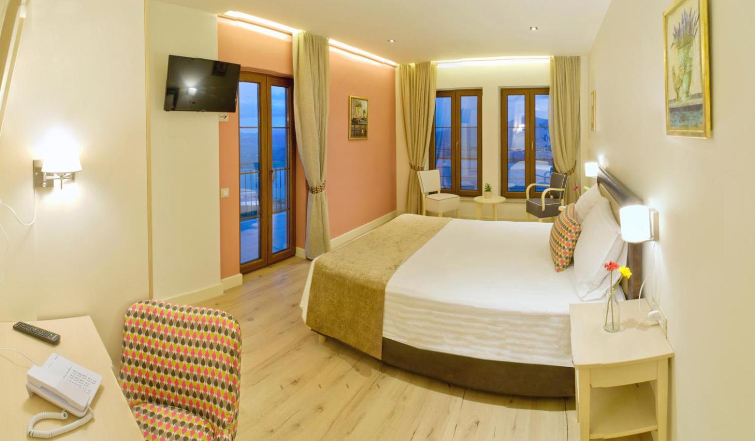 Arktos Hotel Ioannina Ngoại thất bức ảnh