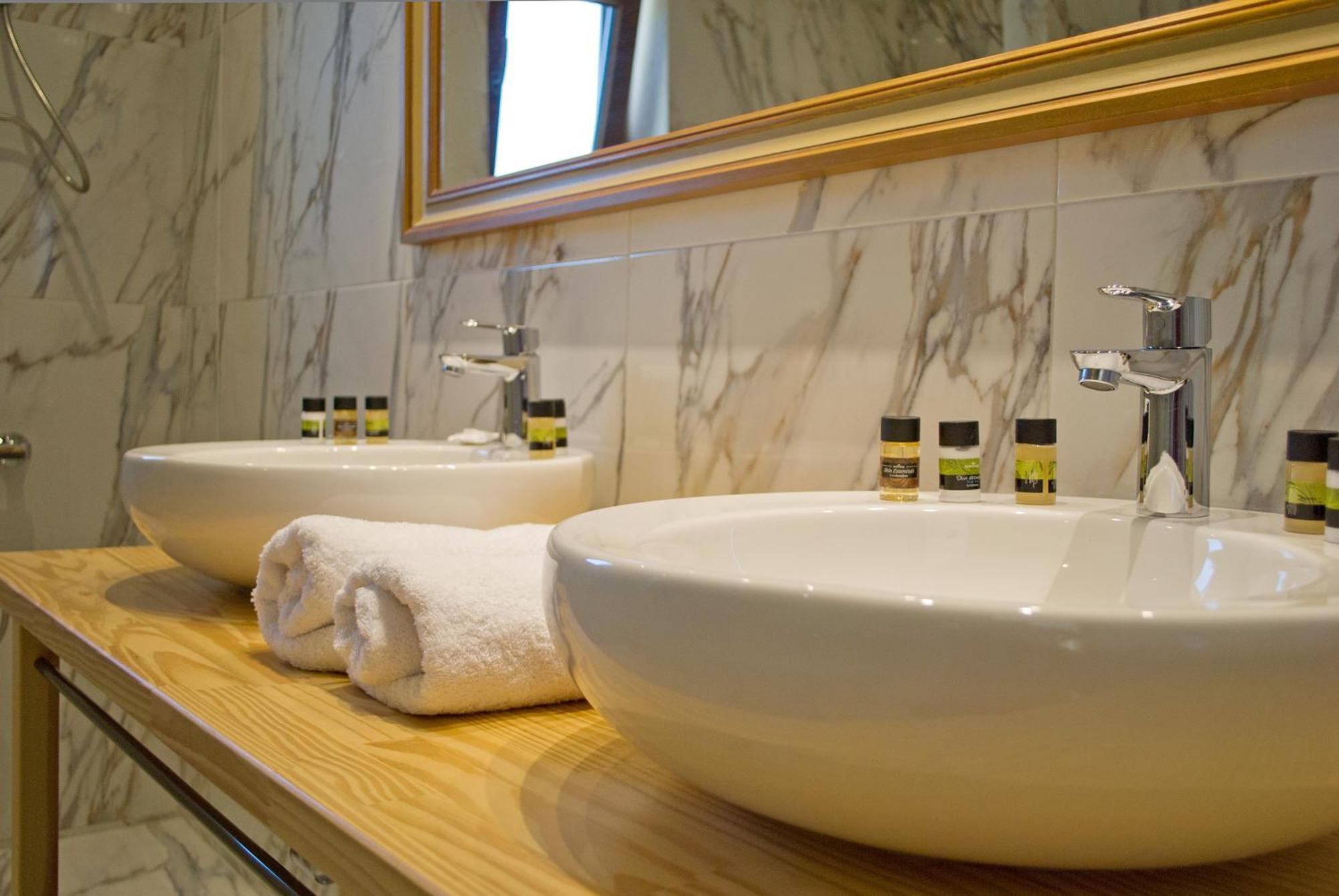 Arktos Hotel Ioannina Ngoại thất bức ảnh