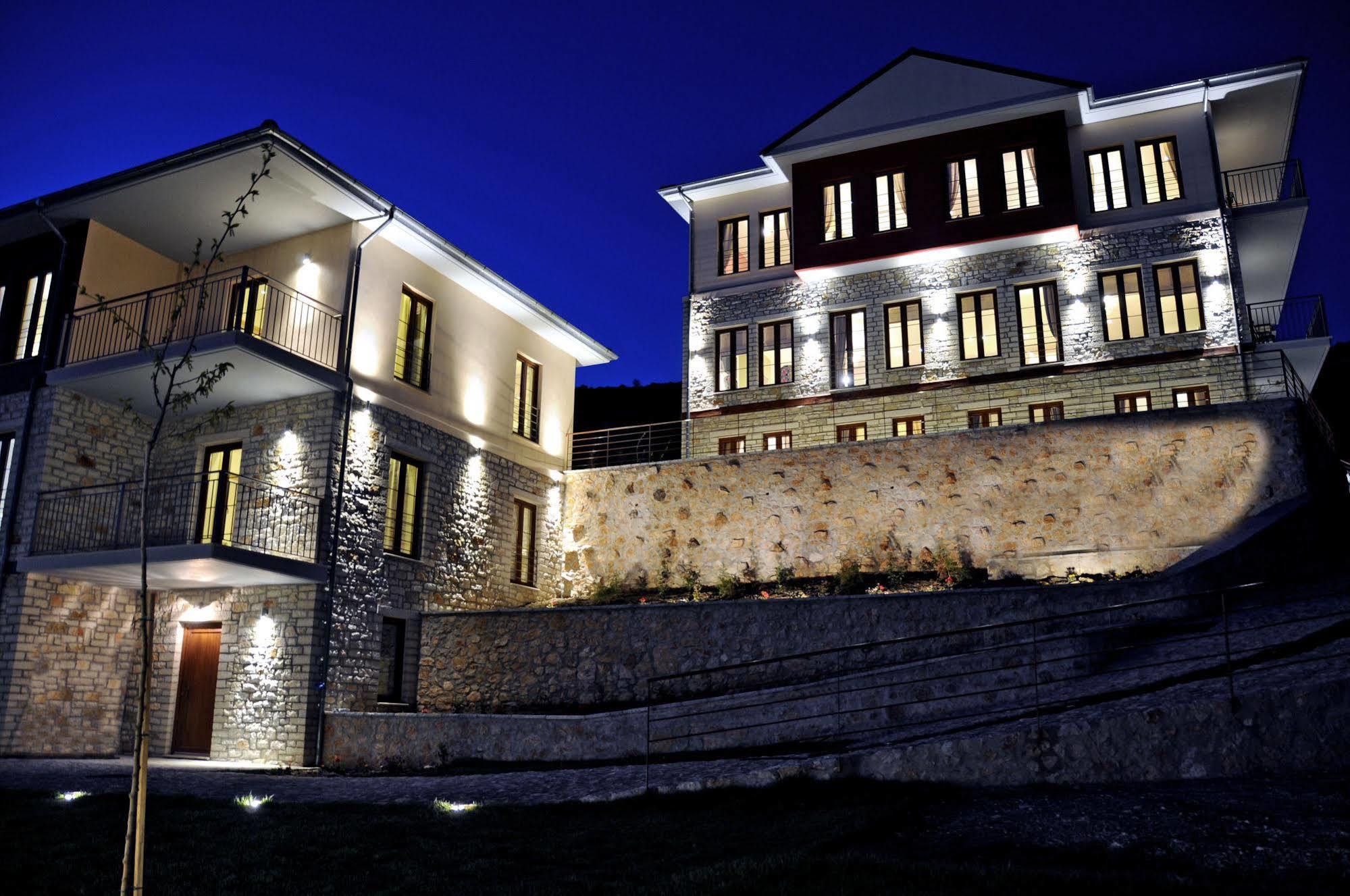 Arktos Hotel Ioannina Ngoại thất bức ảnh